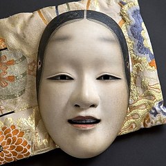 日本能面具 女面的表情 每日环球展览 Imuseum